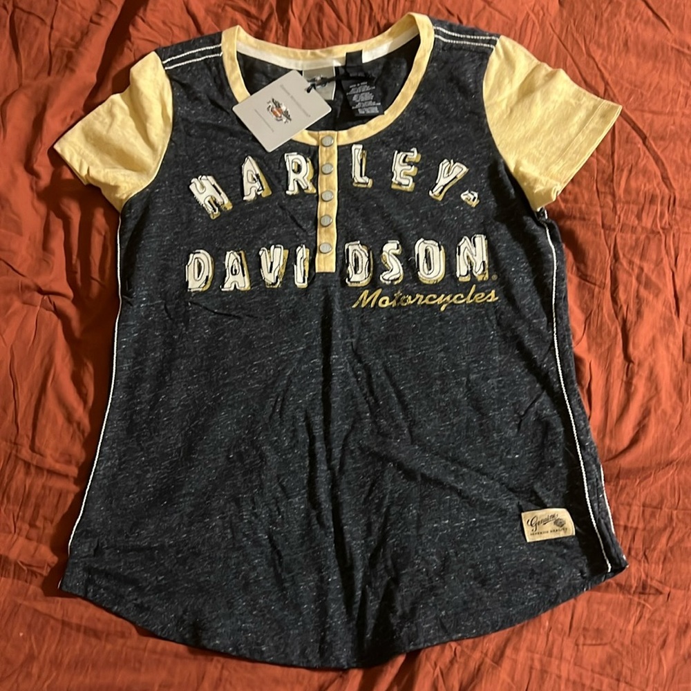 Women’s Harley-Davidson T-Shirt - Size Medium